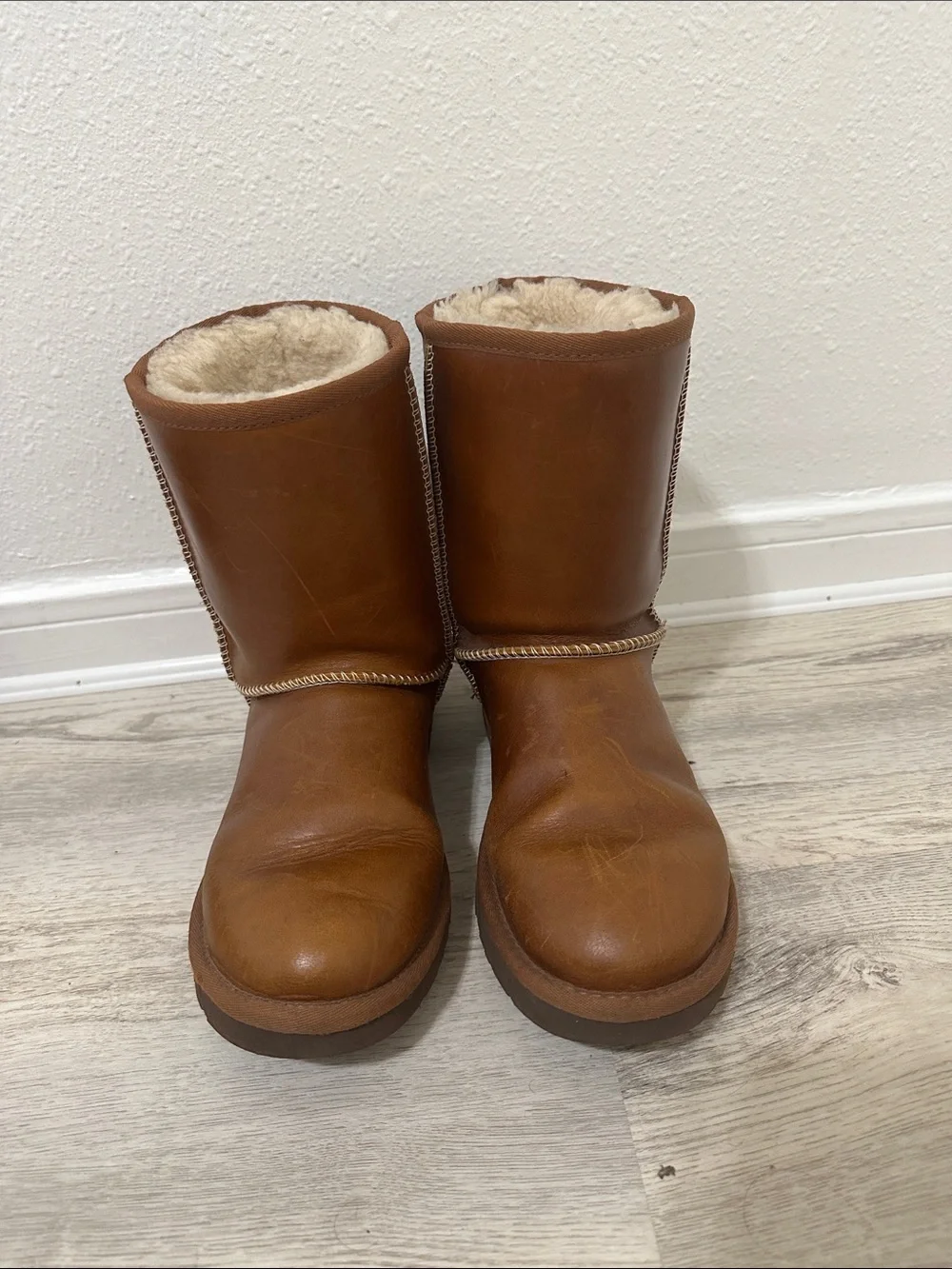 UGG Classic Short Chestnut Leather Shearling Boots